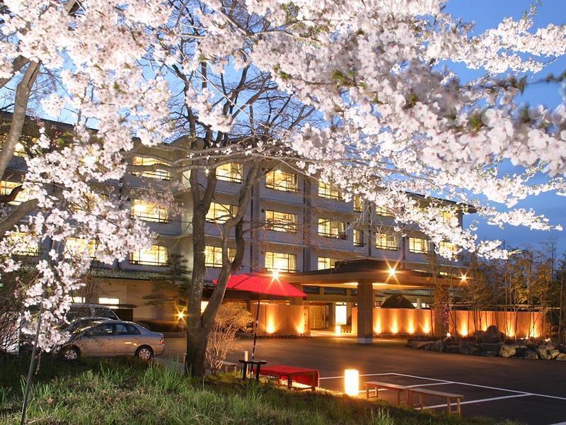 อิคาโฮะ อ็อนเซ็น เรียวคัง ฮิบิคิโนะ Hotel Shibukawa ภายนอก รูปภาพ